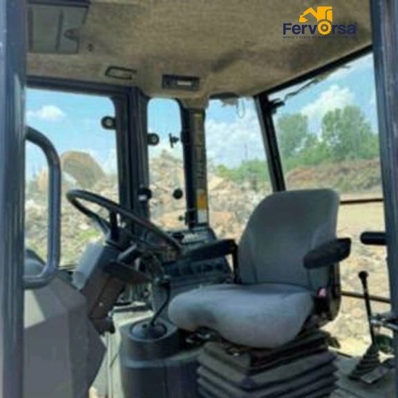 Retroexcavadora John Deere 410K 2014 4x4 con Cabina y Extensión en Venta 