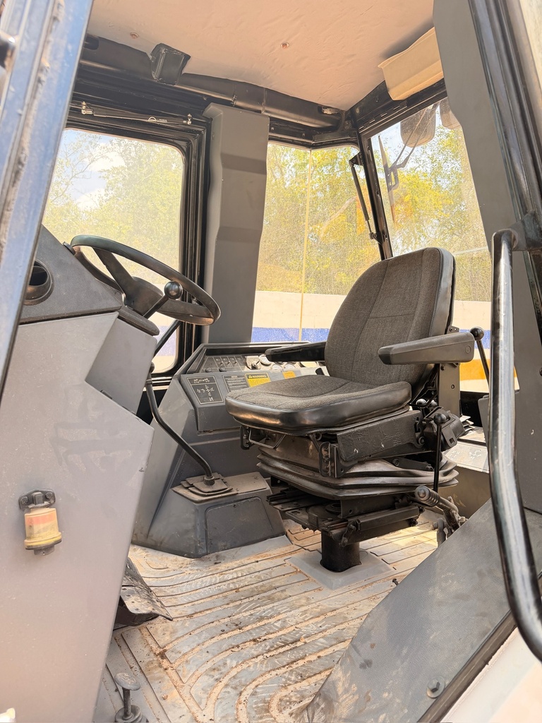 Retroexcavadora Caterpillar 416B 4x4 | Cabina Cerrada con Extensión y 3000hrs
