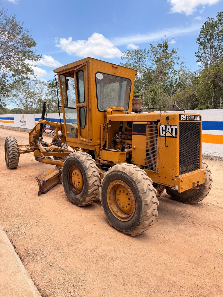 MOTONIVELADORA  CAT 120G