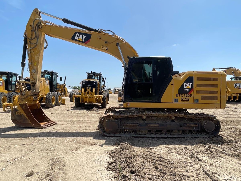 Excavadora Caterpillar 320
