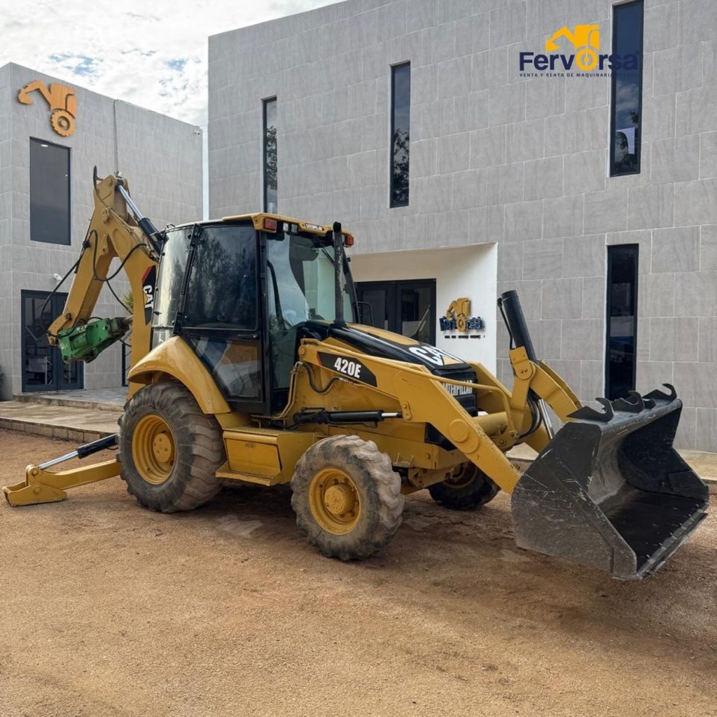 Retroexcavadora cat 420E