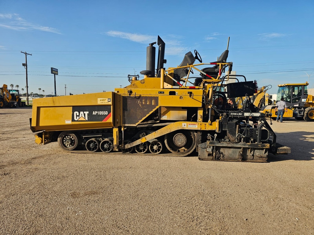 Pavimentadora AP1055D