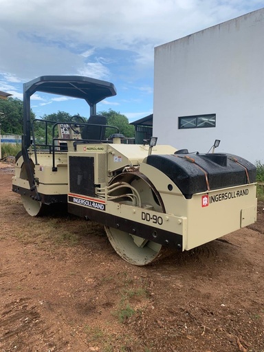 [83255] Vibrocompactador tandem DD90