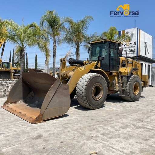 [0369] Cargador Frontal 972M 