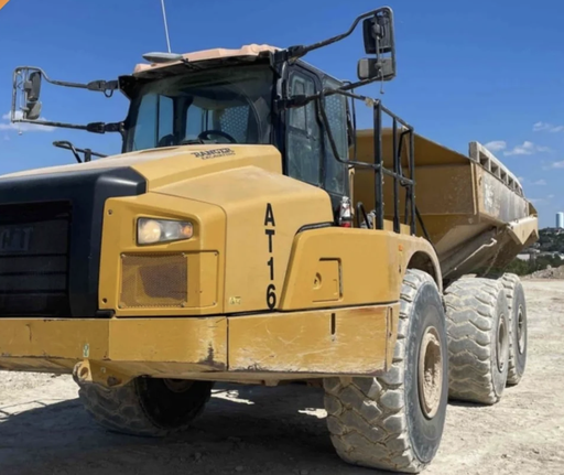 [0213] camion articulado 740G 